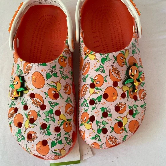 NWT Crocs Disney Vault Florida oranges bird size 7 women, 5 men - Picture 5 of 7